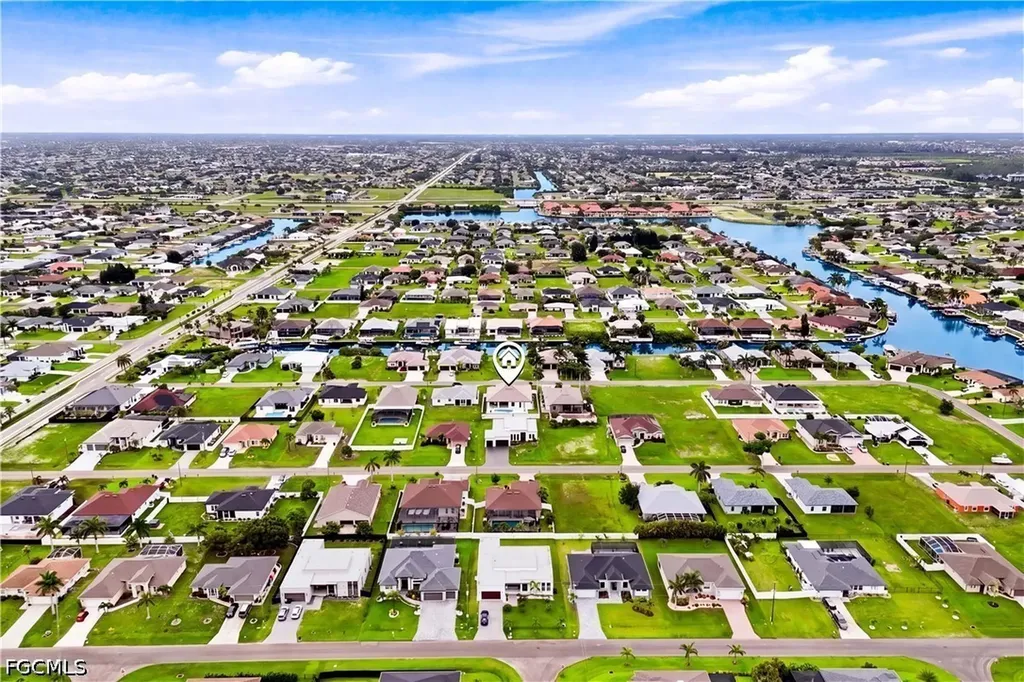 114 SW 36th Place Cape Coral FL 33991