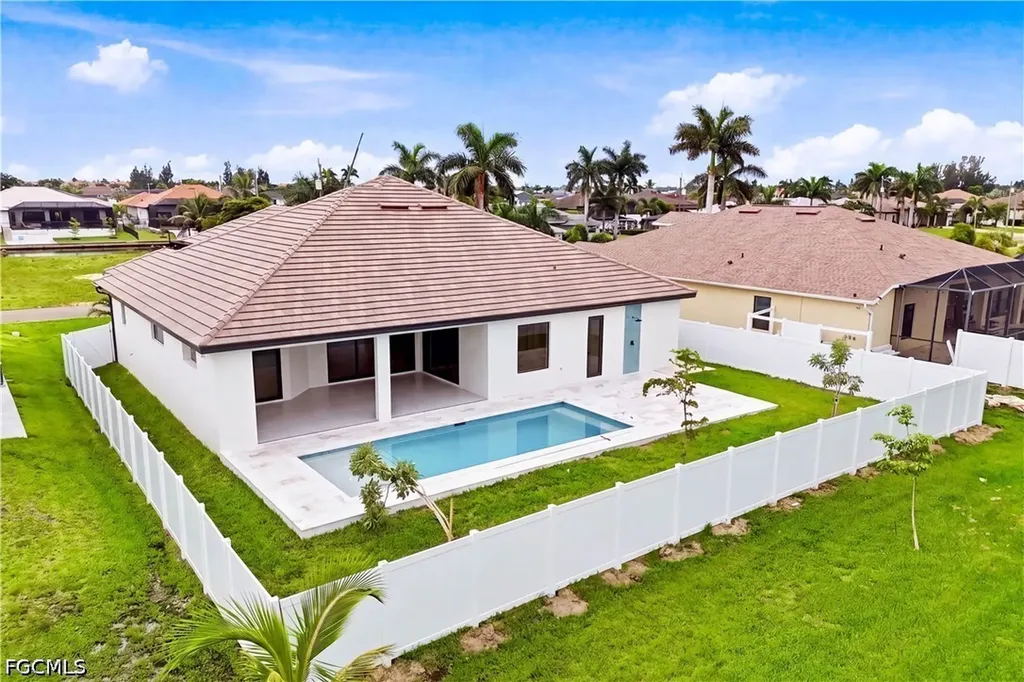 114 SW 36th Place Cape Coral FL 33991