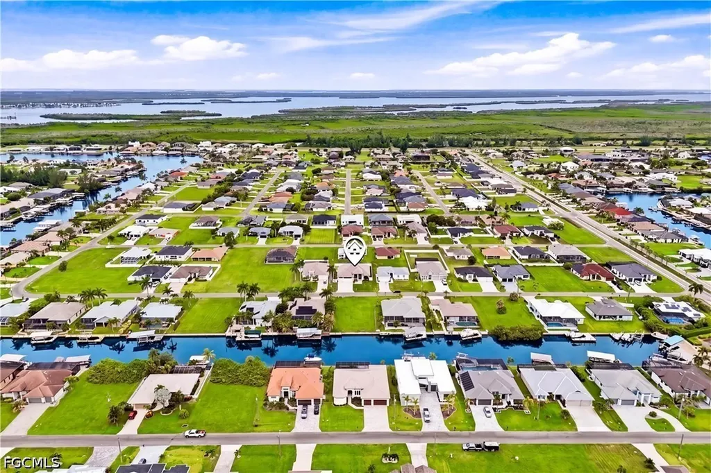 114 SW 36th Place Cape Coral FL 33991