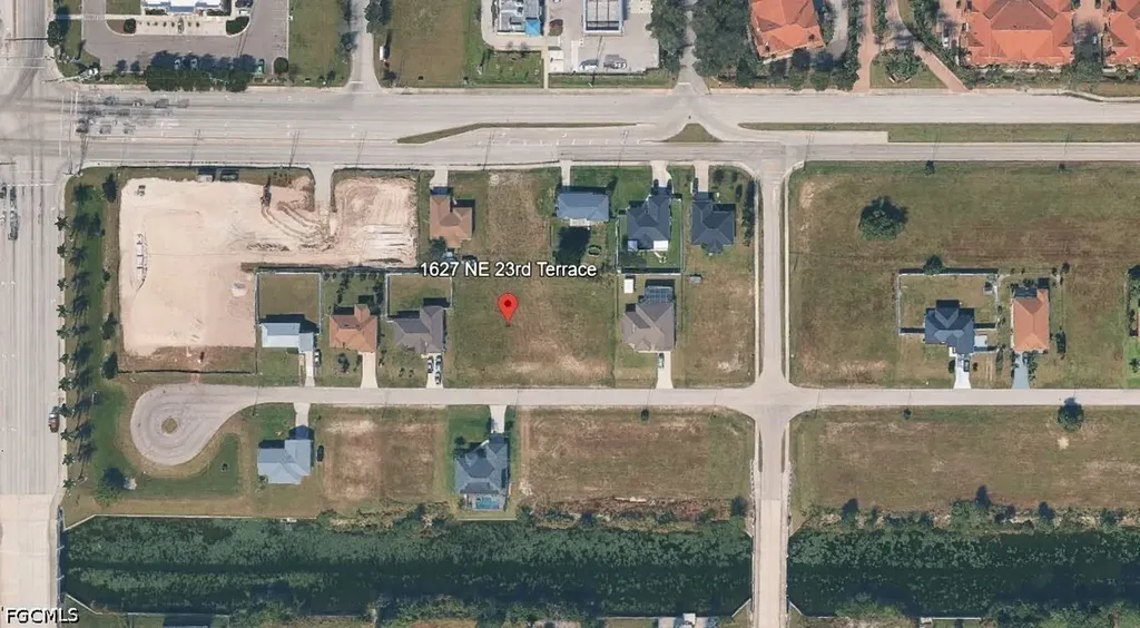 1627 NE 23rd Terrace Cape Coral FL 33909