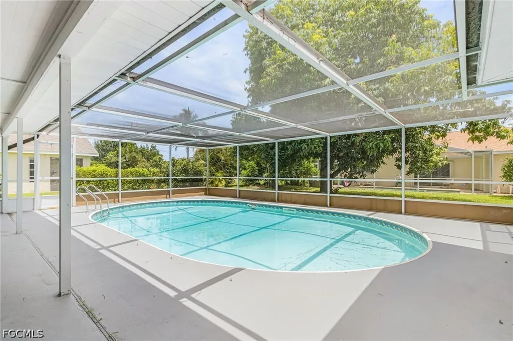 1306 SE 21st Lane Cape Coral FL 33990