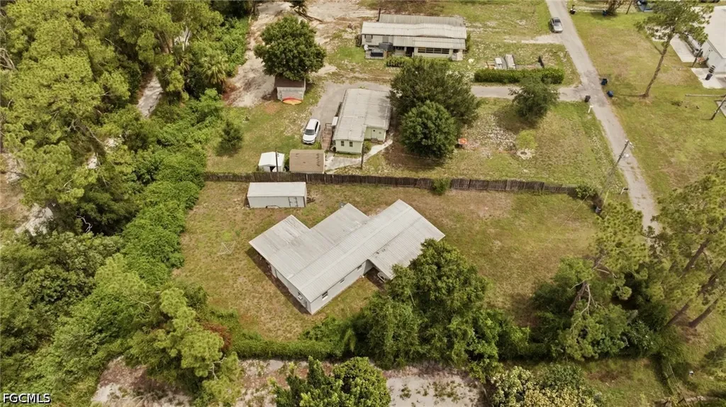 18341 Wayne Drive North Fort Myers FL 33917