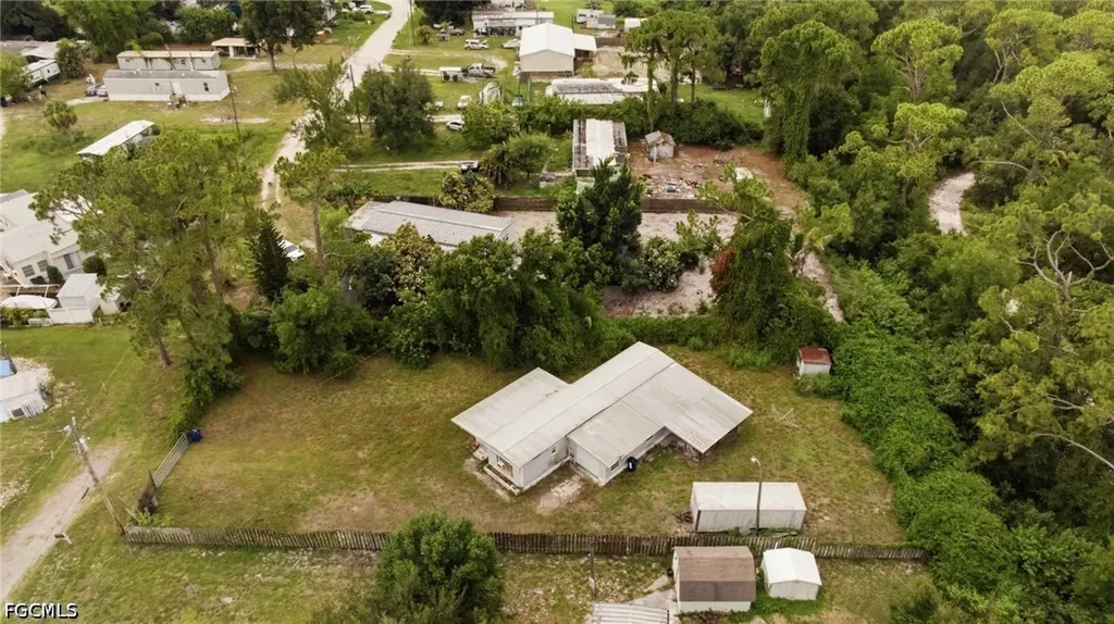 18341 Wayne Drive North Fort Myers FL 33917