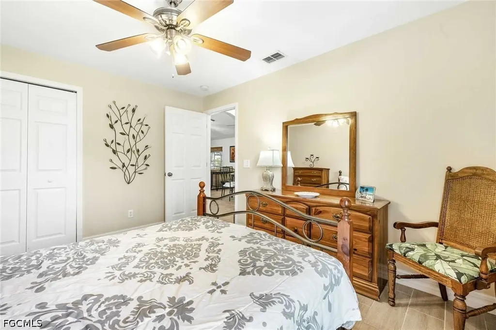 4534 SW 5th Place Cape Coral FL 33914