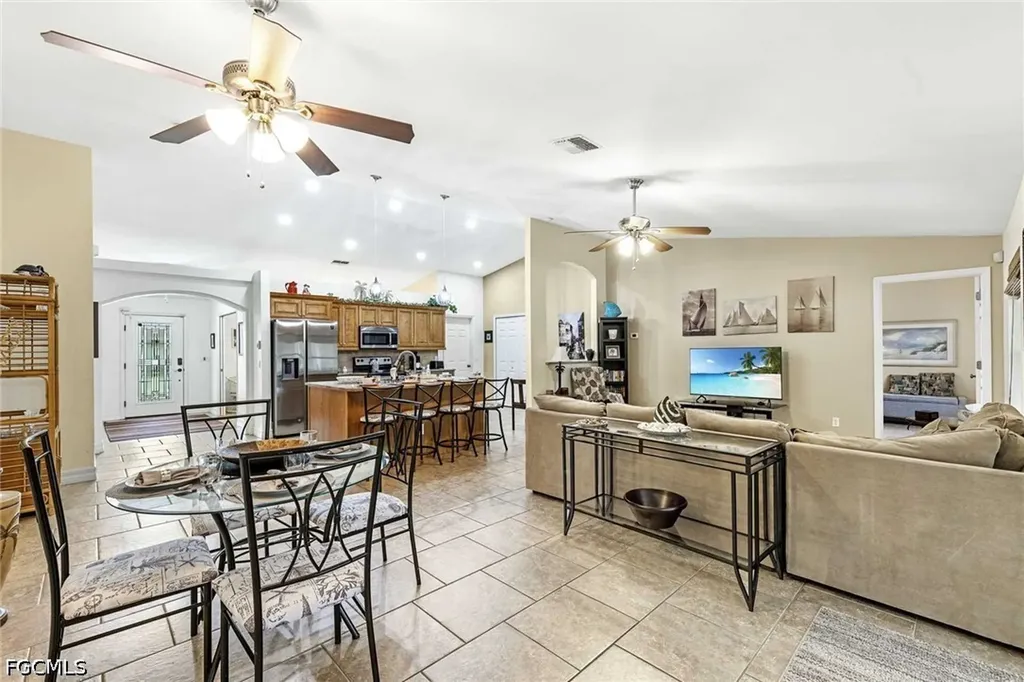 4534 SW 5th Place Cape Coral FL 33914