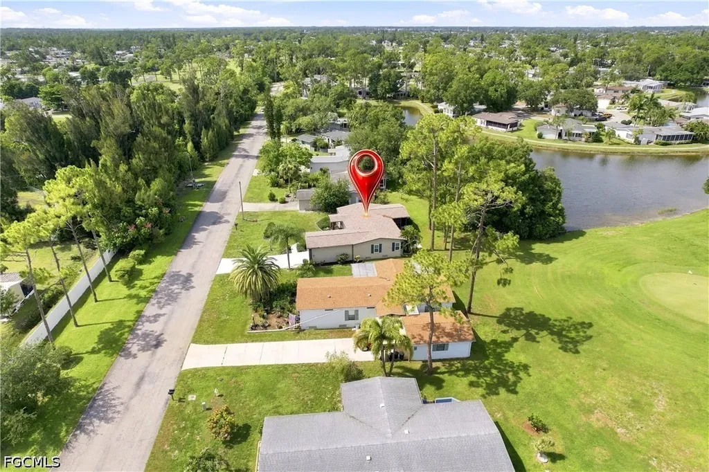 10421 Circle Pine Road North Fort Myers FL 33903