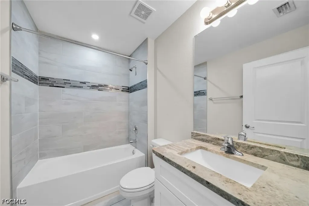 4326 NE 24th Place Cape Coral FL 33909