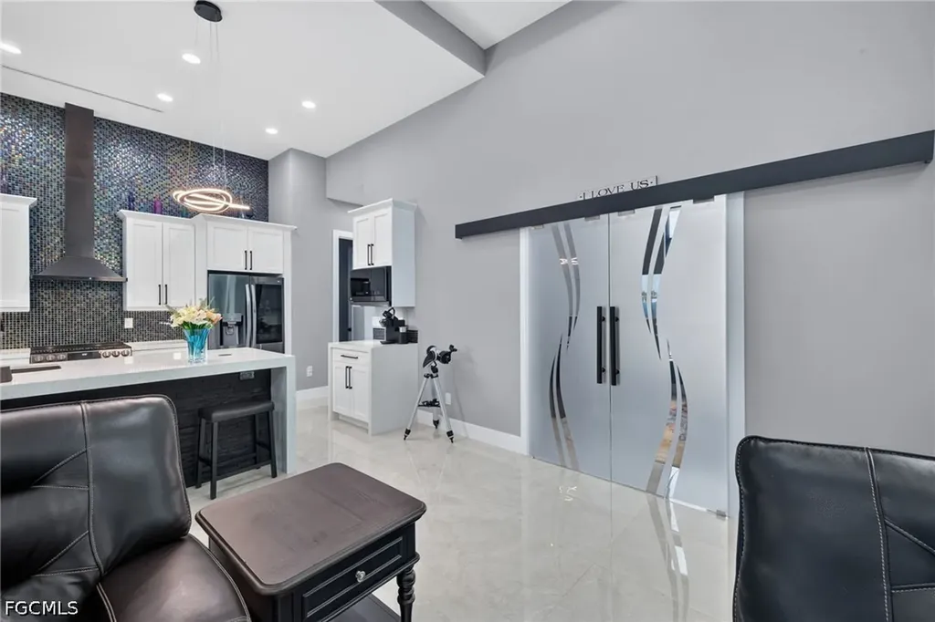 3106 NW 45th Place Cape Coral FL 33993