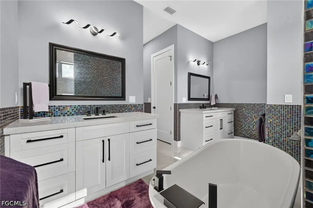 3106 NW 45th Place Cape Coral FL 33993