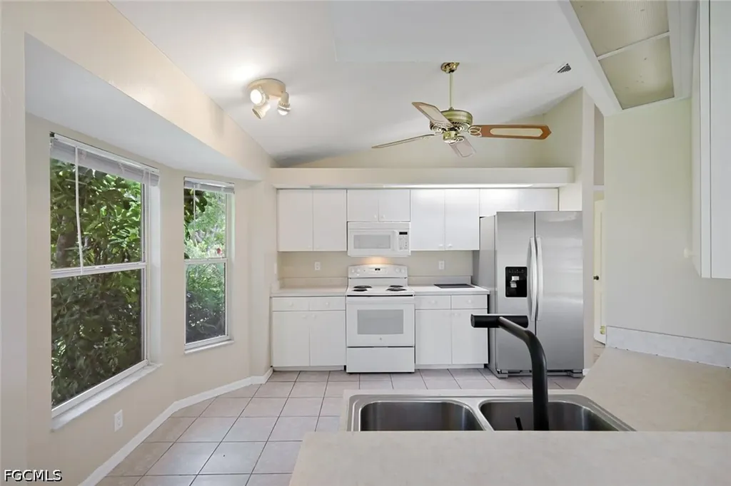 18428 Fuchsia Road Fort Myers FL 33967