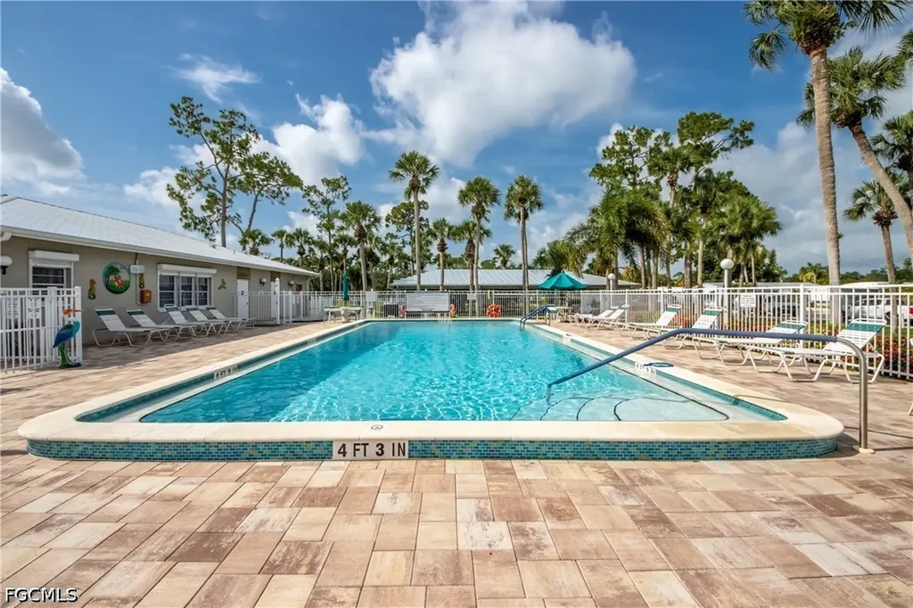 229 Shrub Lane N North Fort Myers FL 33917