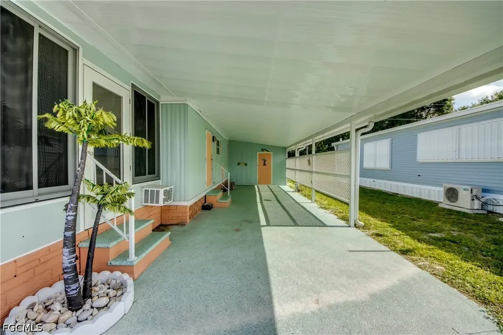 229 Shrub Lane N North Fort Myers FL 33917