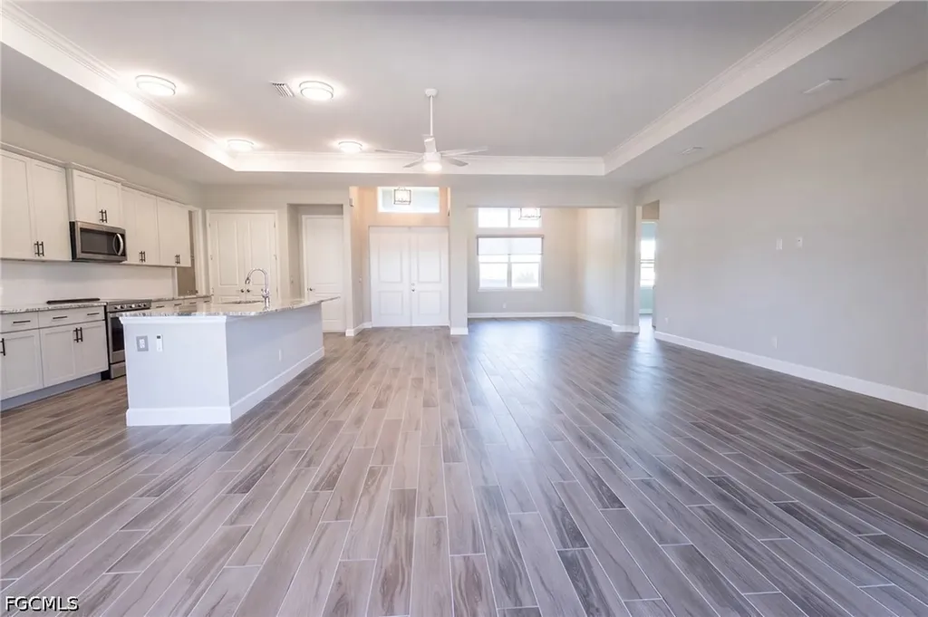713 NW 37th Avenue Cape Coral FL 33993