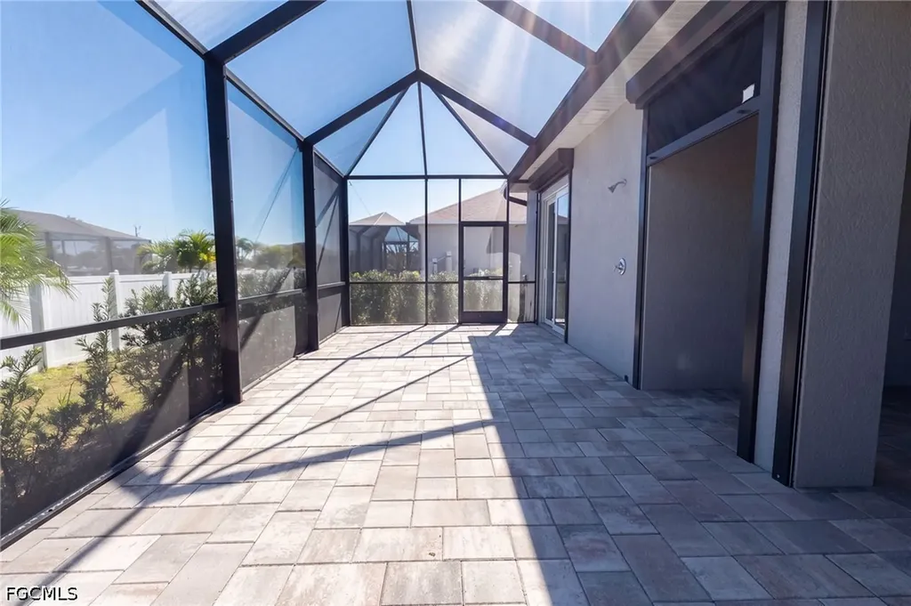 713 NW 37th Avenue Cape Coral FL 33993