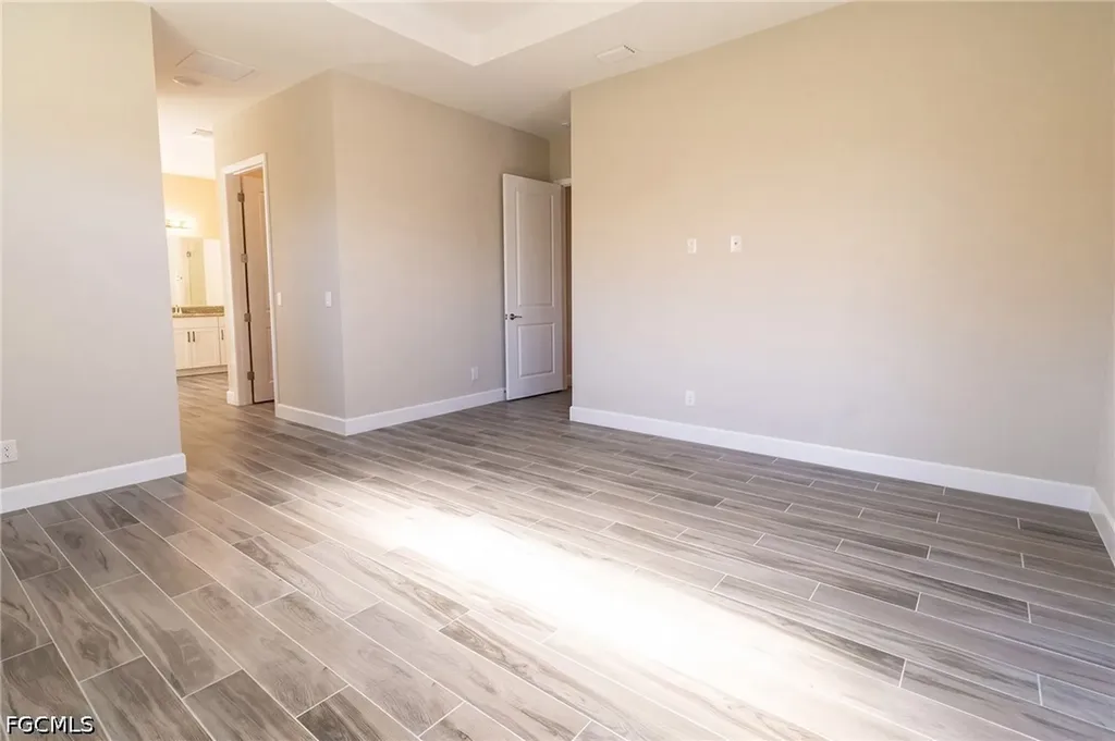 713 NW 37th Avenue Cape Coral FL 33993