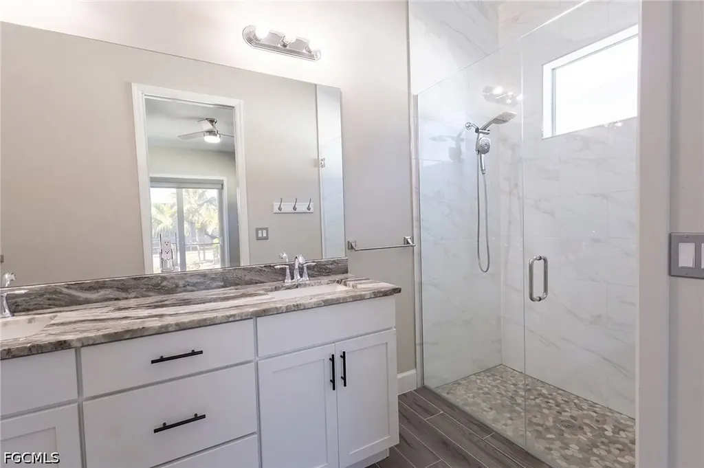 713 NW 37th Avenue Cape Coral FL 33993
