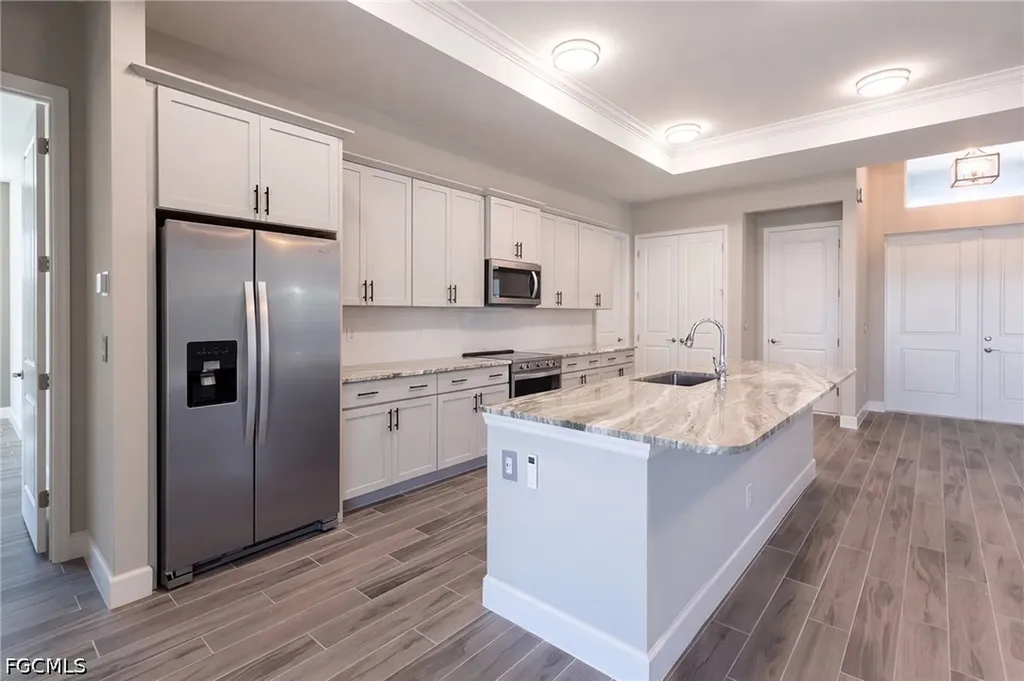 713 NW 37th Avenue Cape Coral FL 33993