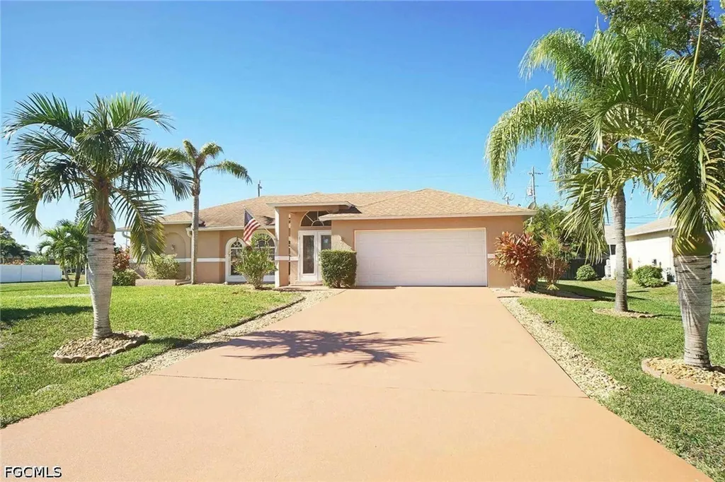 3832 SW 20th Avenue Cape Coral FL 33914