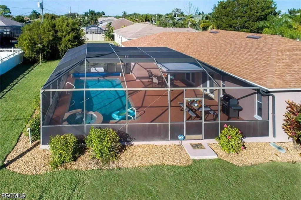 3832 SW 20th Avenue Cape Coral FL 33914