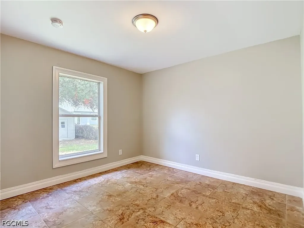 3027 38th Street SW Lehigh Acres FL 33976