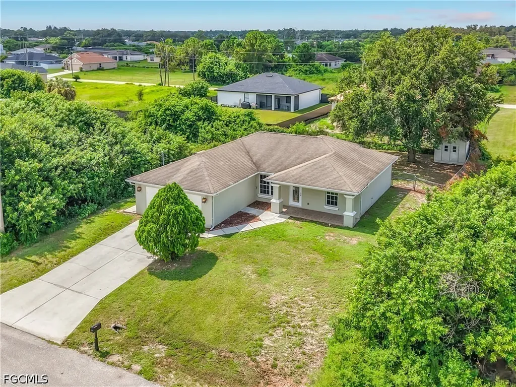 3027 38th Street SW Lehigh Acres FL 33976