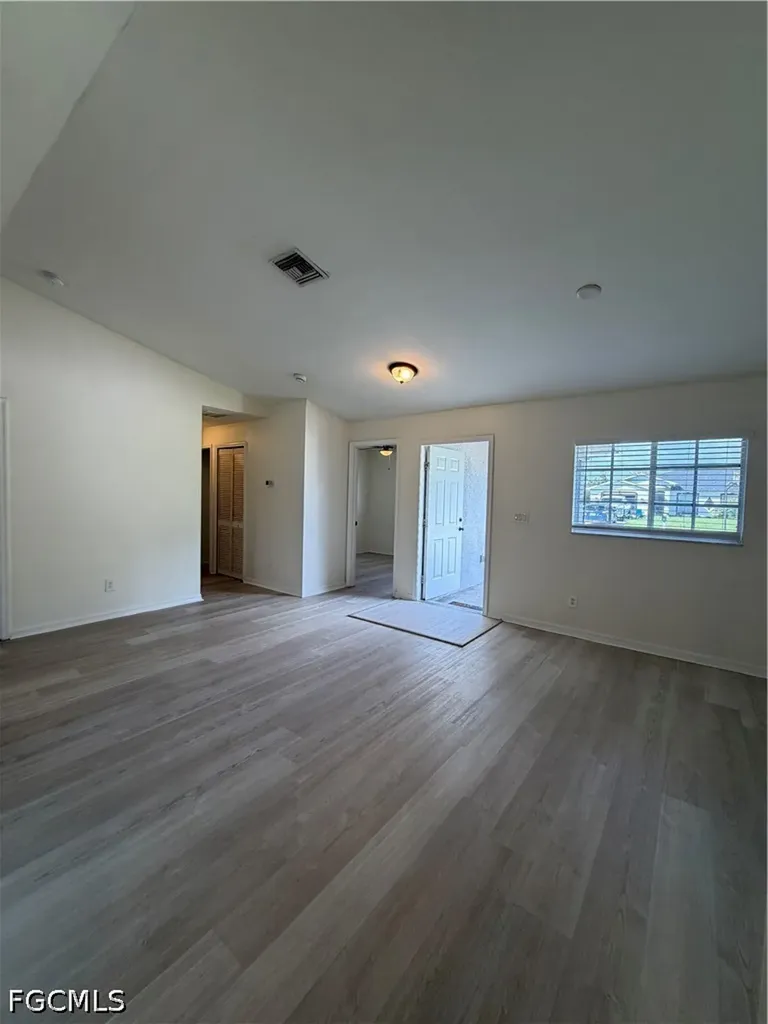 5135 25th Street SW Lehigh Acres FL 33973