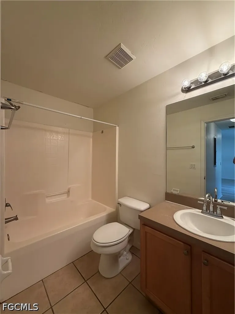 5135 25th Street SW Lehigh Acres FL 33973