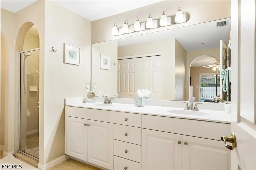 4226 SW 14th Place Cape Coral FL 33914