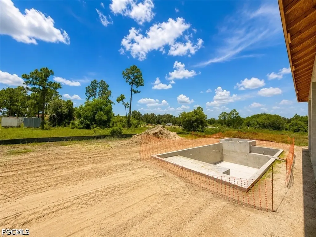 7517 4th Place Labelle FL 33935
