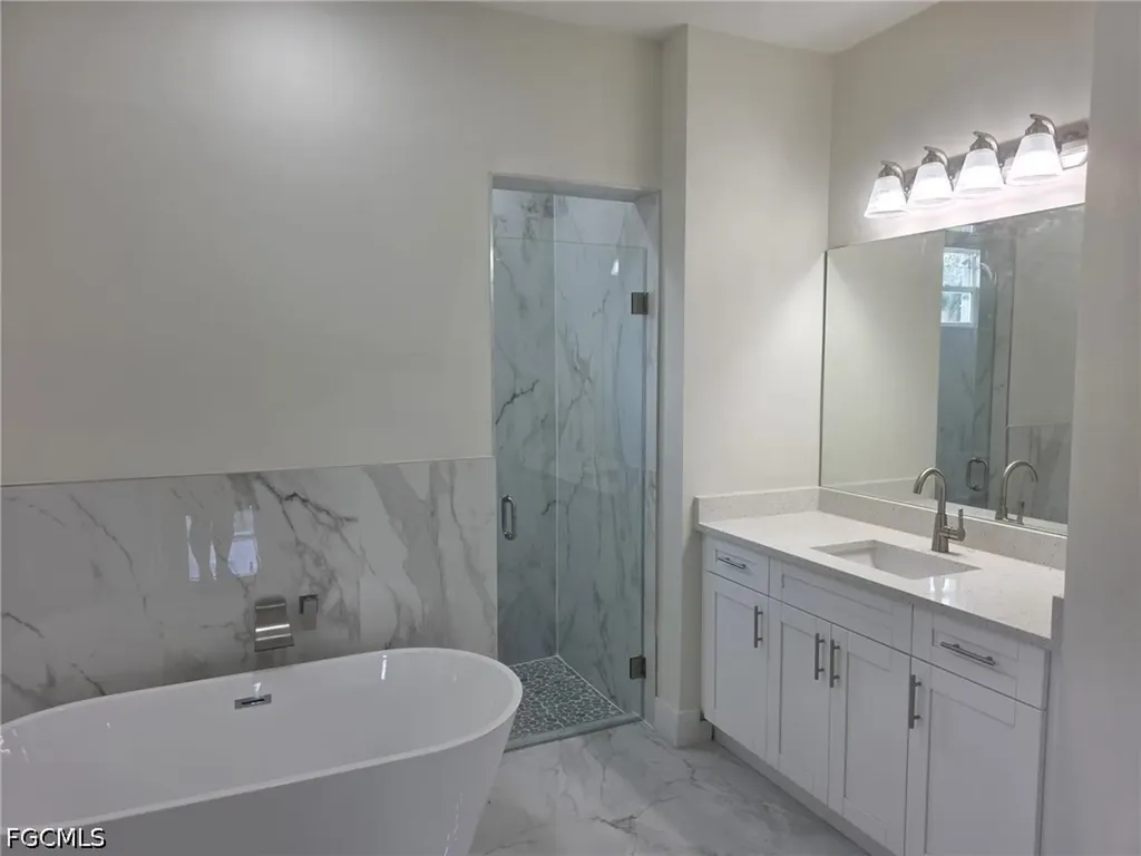 3852 Hopevale Street Fort Myers FL 33905