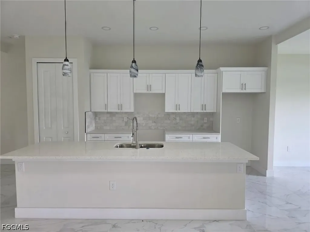 3852 Hopevale Street Fort Myers FL 33905