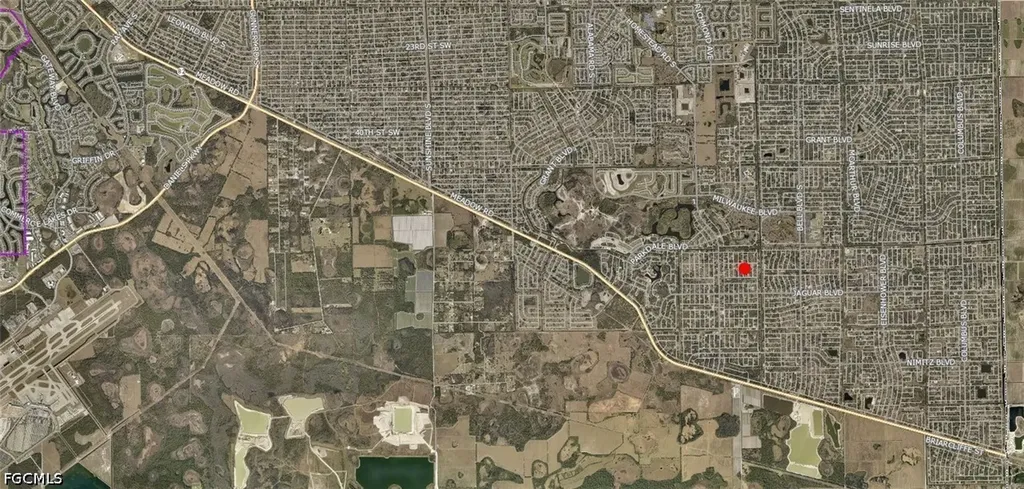 733 Fullerton Avenue S Lehigh Acres FL 33974
