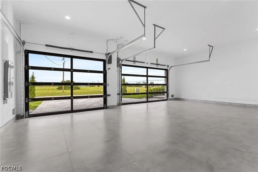 806 NW 33rd Avenue Cape Coral FL 33993