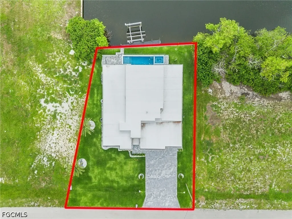 806 NW 33rd Avenue Cape Coral FL 33993