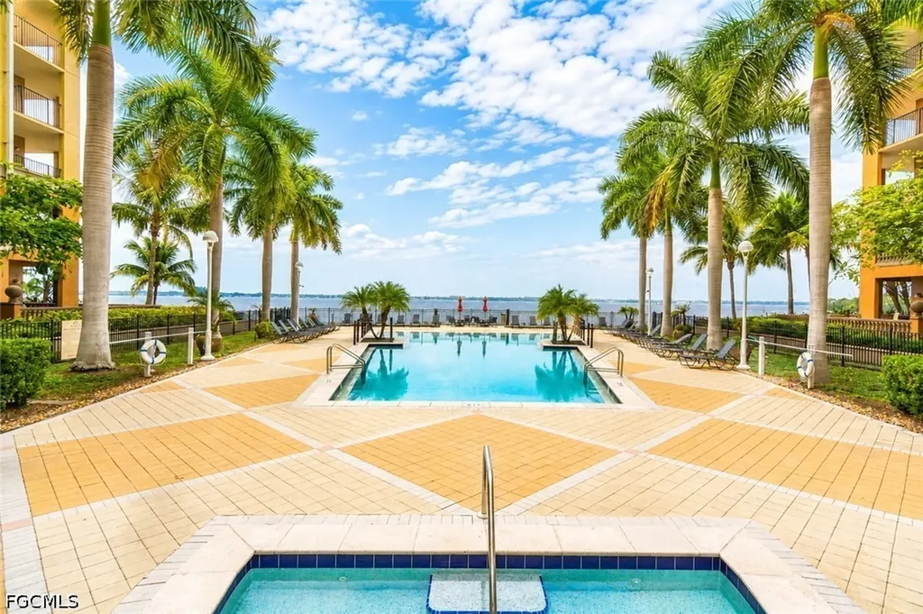 2825 Palm Beach Boulevard Fort Myers FL 33916