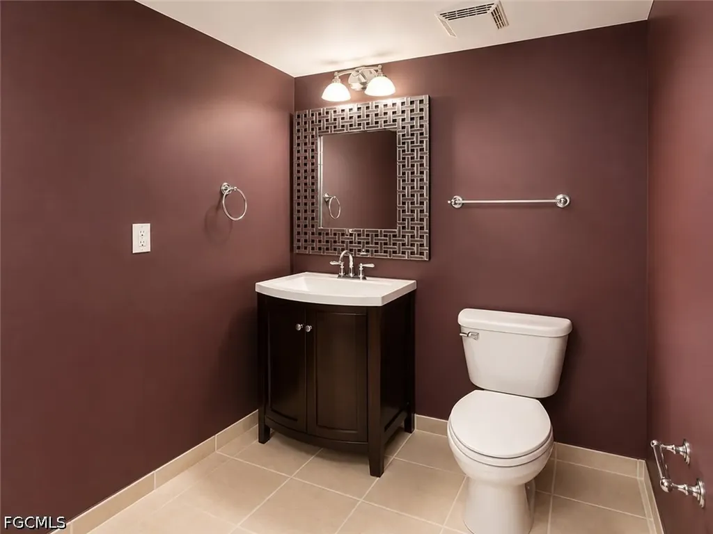2825 Palm Beach Boulevard Fort Myers FL 33916