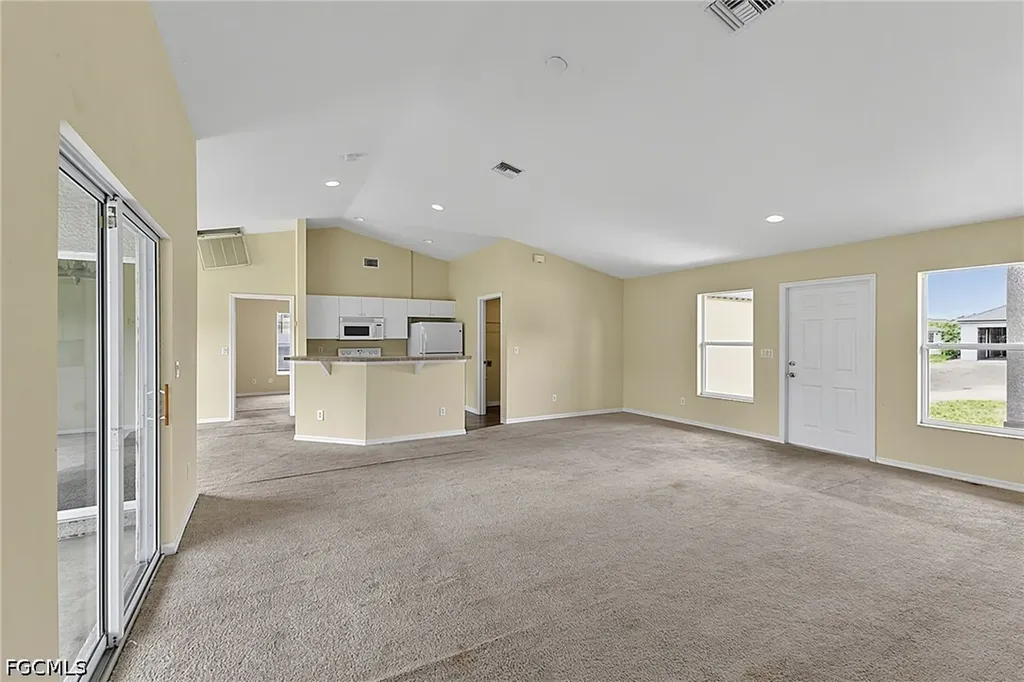 2909 38th Street SW Lehigh Acres FL 33976