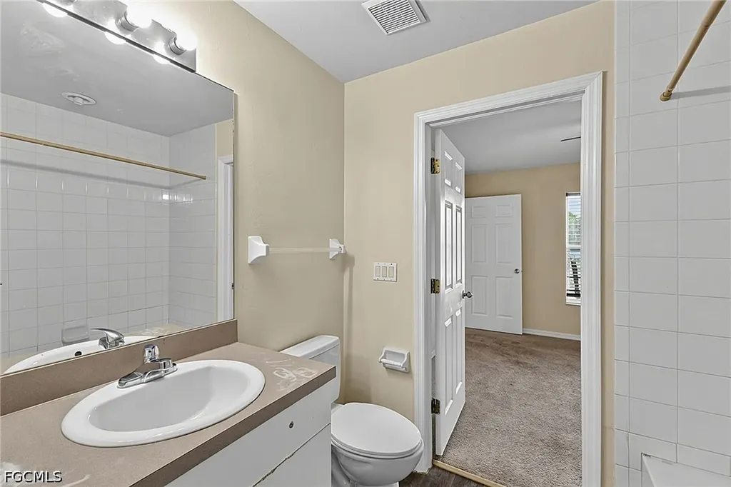 2909 38th Street SW Lehigh Acres FL 33976