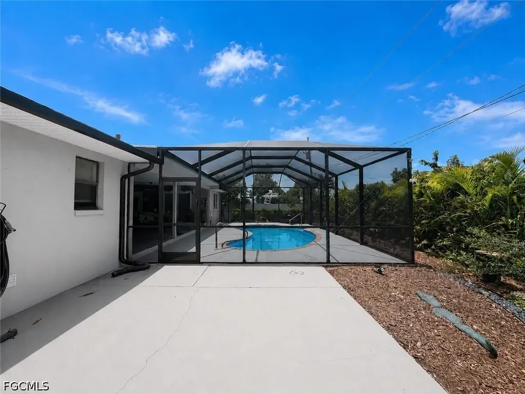 1631 SE 20th Street Cape Coral FL 33990