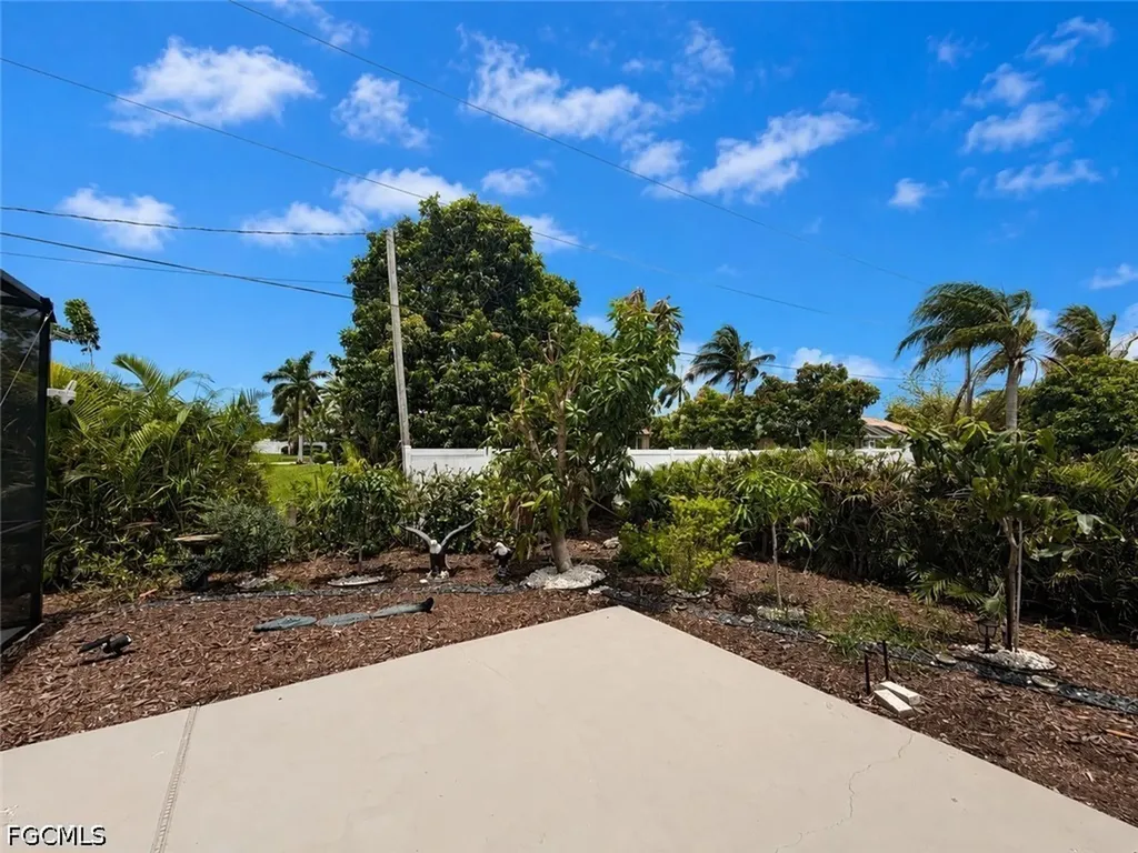1631 SE 20th Street Cape Coral FL 33990