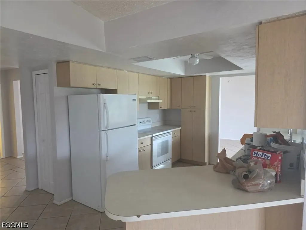 1542 Canal Street Lehigh Acres FL 33936