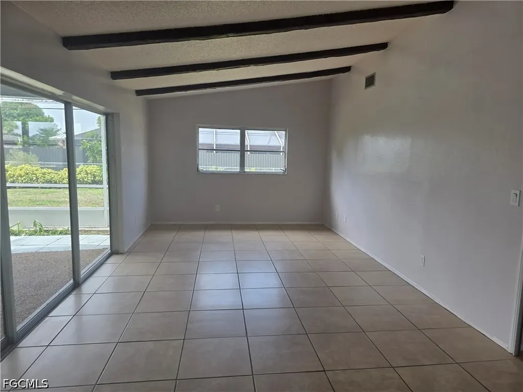 1542 Canal Street Lehigh Acres FL 33936