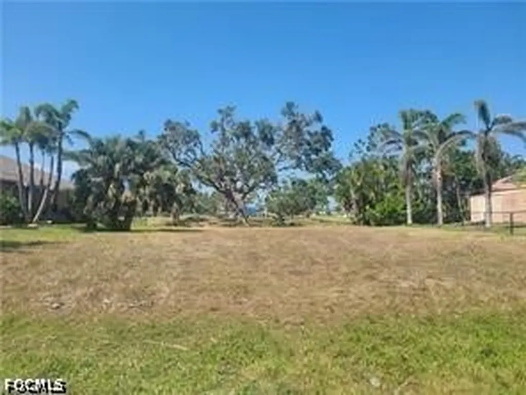 1806 NW 24th Place Cape Coral FL 33993