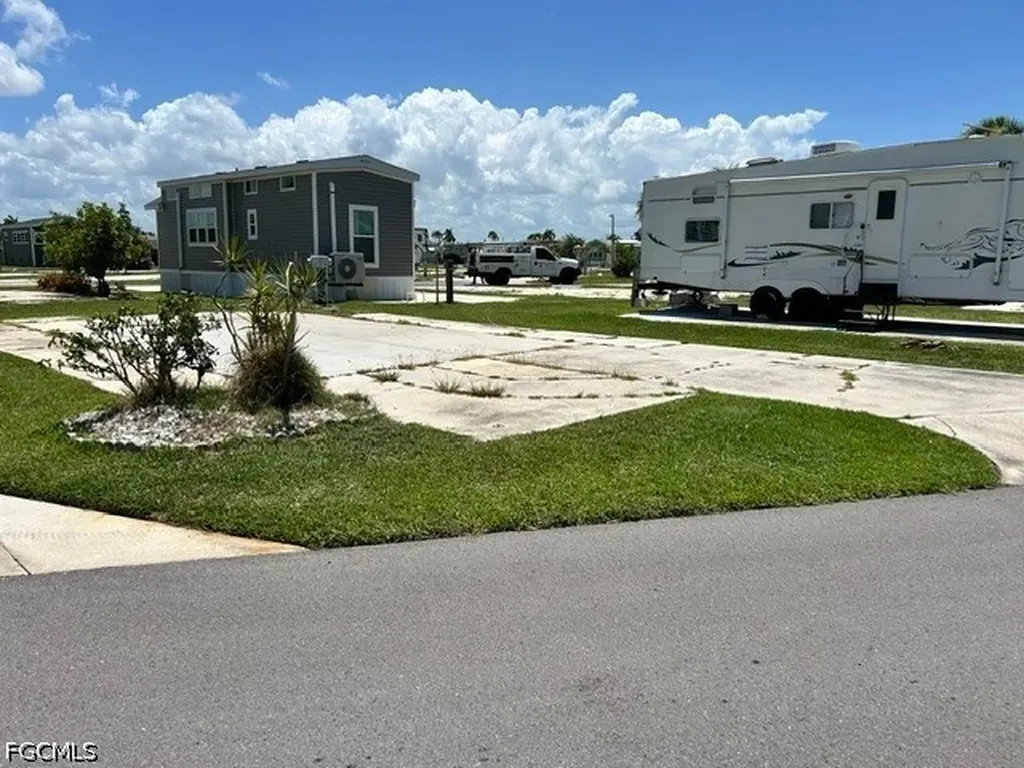 19681 Summerlin Road D-57 Fort Myers FL 33908