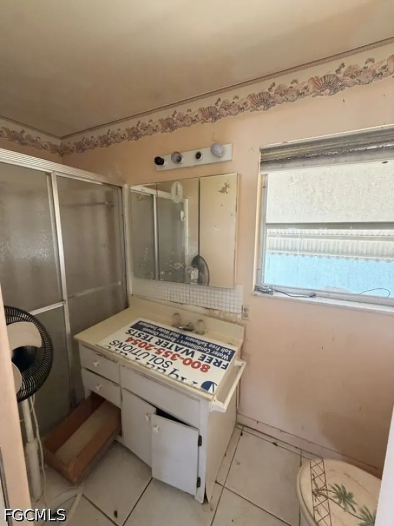 1510 SE 42nd Street Cape Coral FL 33904