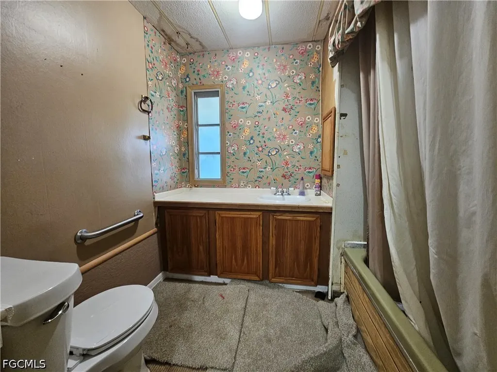18210 Deuce Road North Fort Myers FL 33917