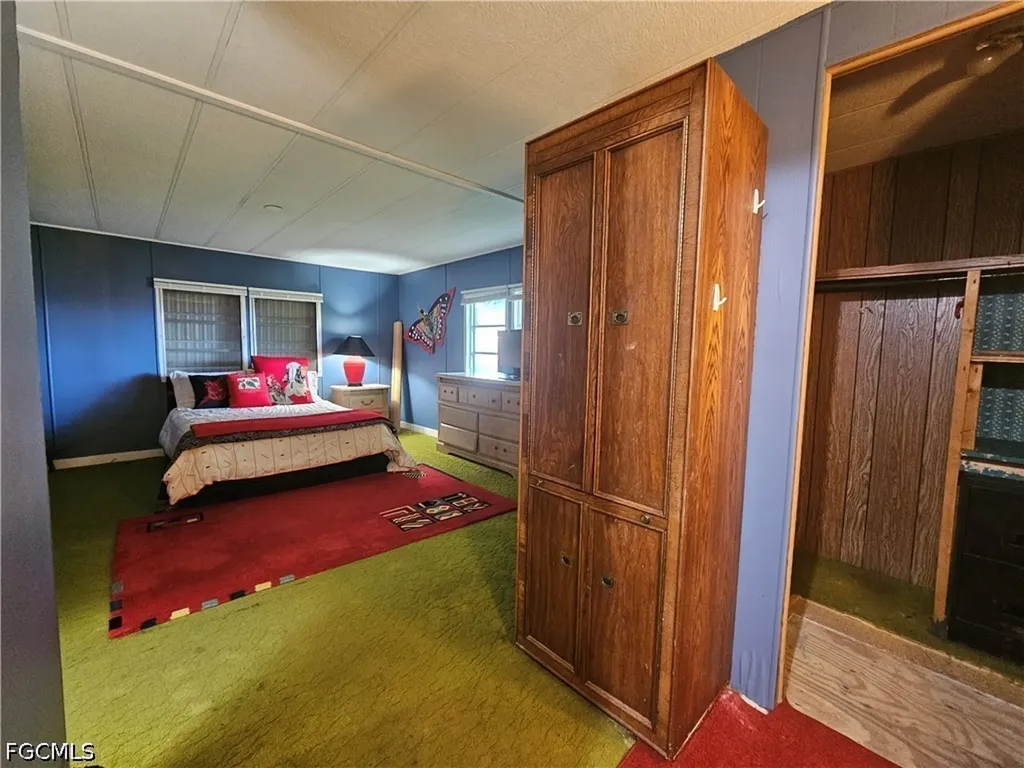 18210 Deuce Road North Fort Myers FL 33917