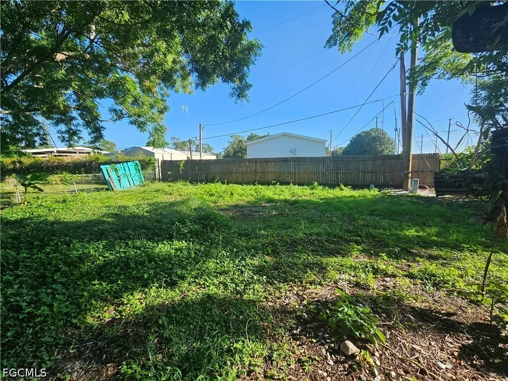 18210 Deuce Road North Fort Myers FL 33917