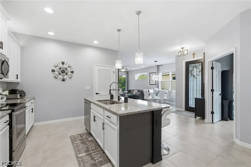 4439 Dutchess Park Road Fort Myers FL 33916