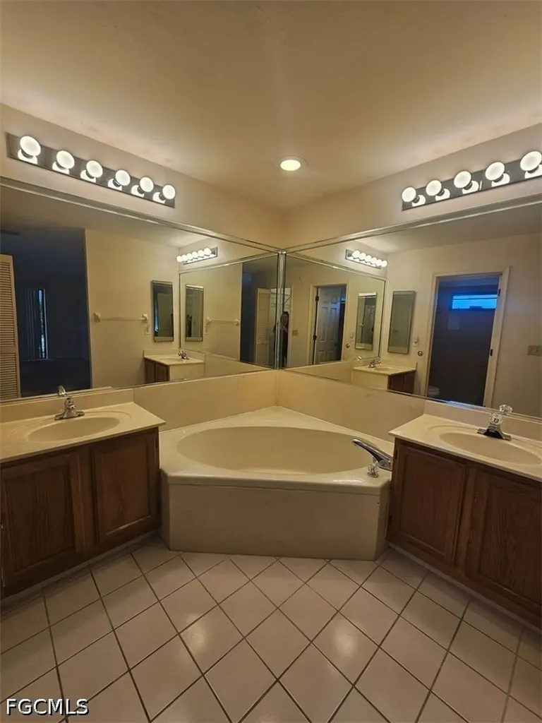 1715 Hancock Bridge Parkway Cape Coral FL 33990